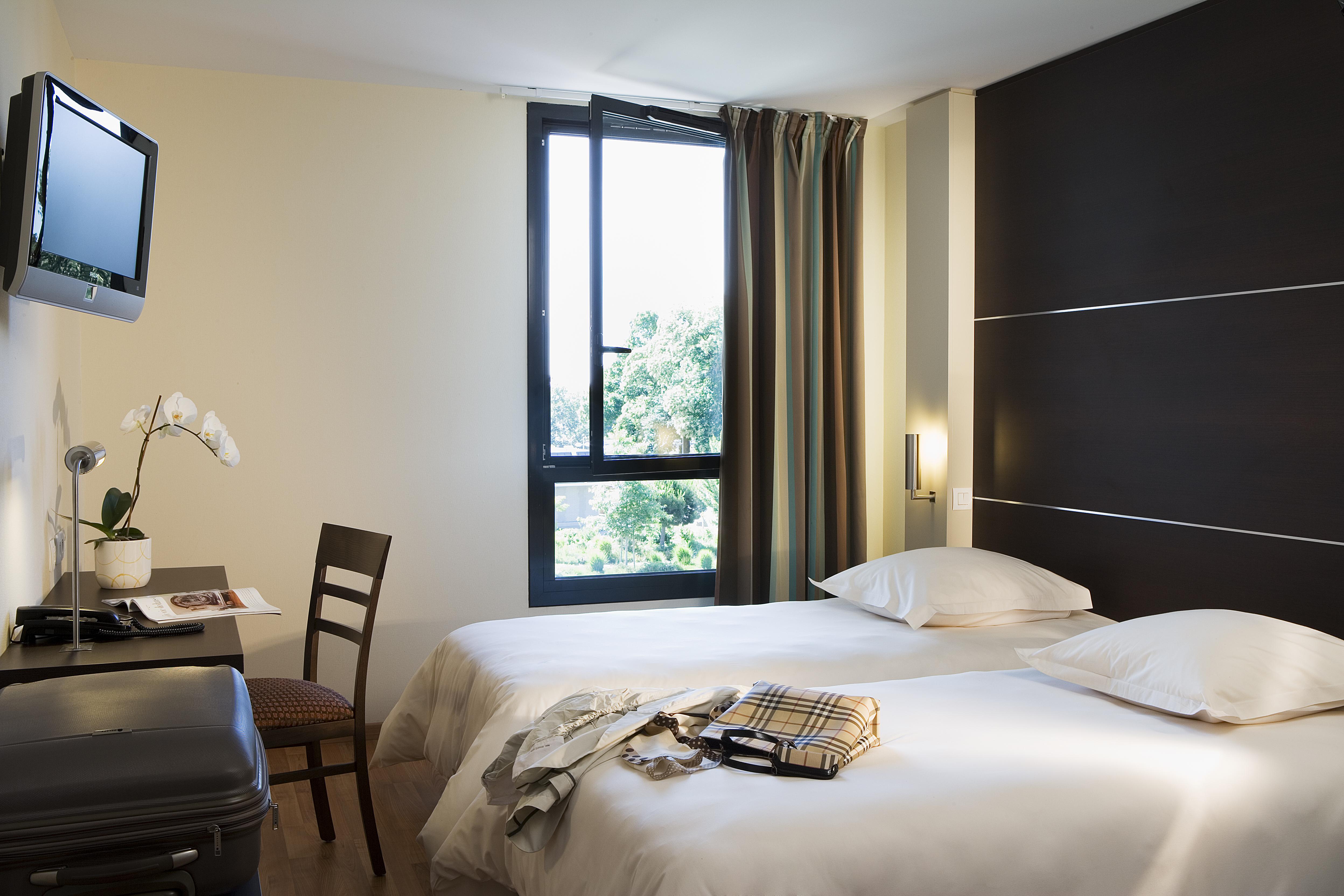 Escale Oceania Rennes Cap Malo Hotel La Meziere Bagian luar foto