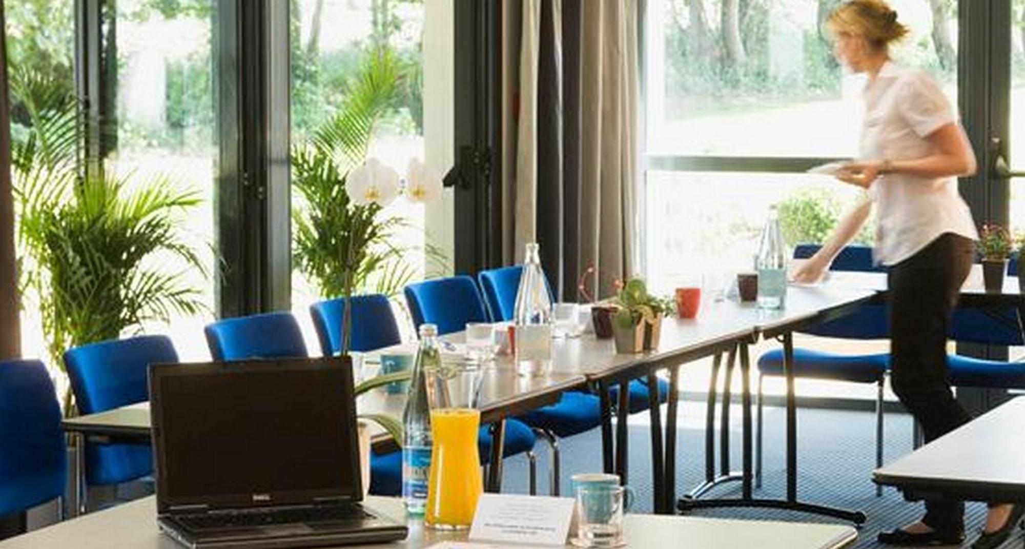 Escale Oceania Rennes Cap Malo Hotel La Meziere Bagian luar foto